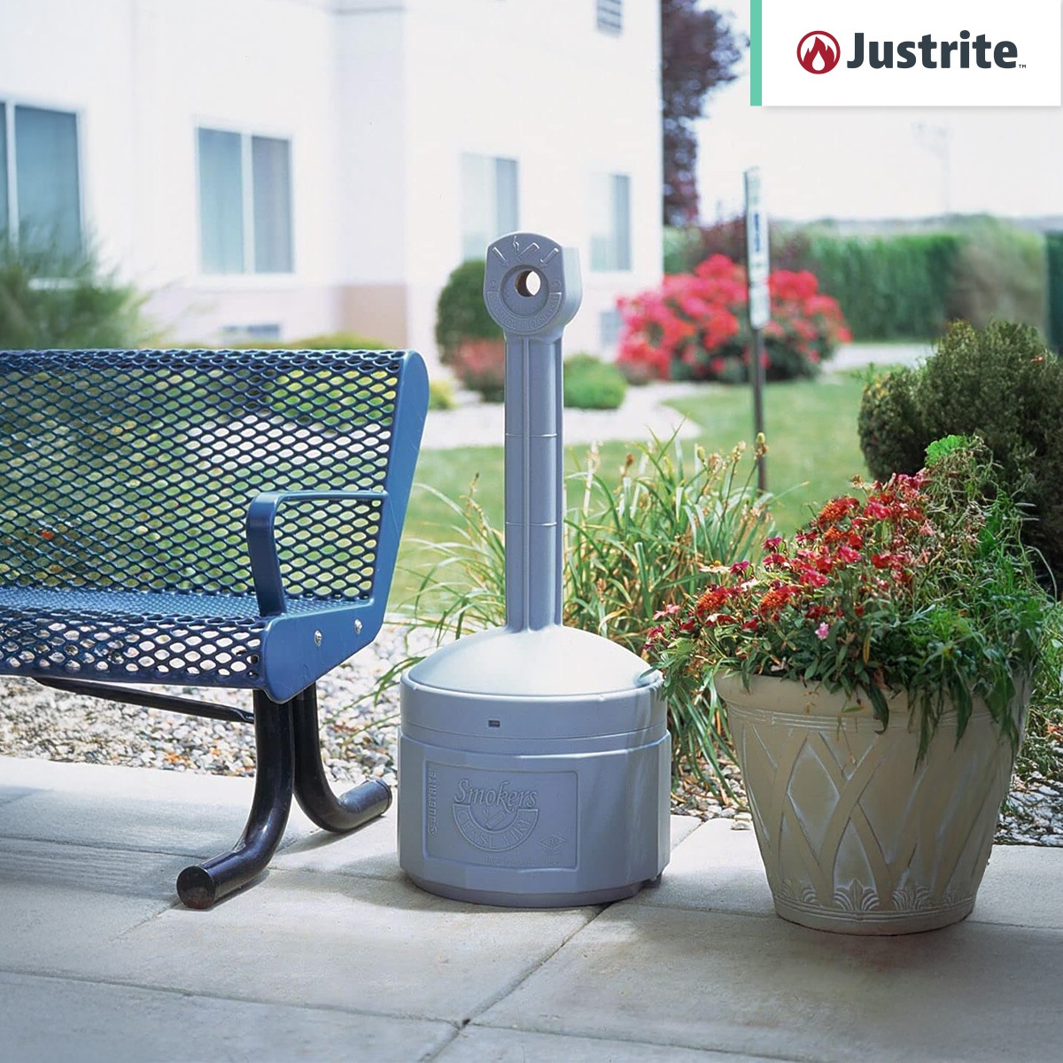 cenicero de plastico para exteriores ceasefire justrite 1 gal gris peltre 003